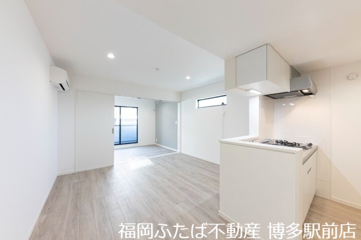 居室・リビング　類似物件参照