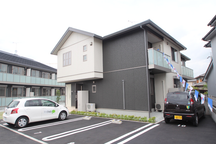 建物外観　Nスタイルホームにお任せ下さい♪