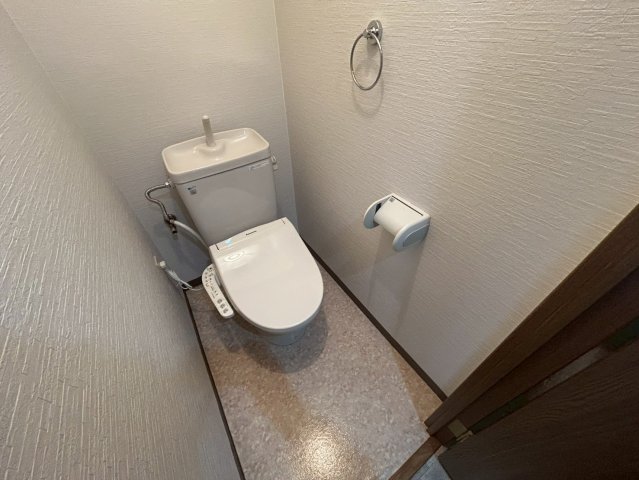 トイレ　※別部屋写真
