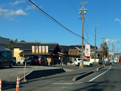 飲食店　かつさとみよしインター店（飲食店）まで431m