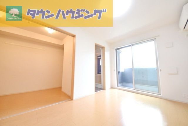 居室・リビング　現地待ち合わせ歓迎♪お問合せはタウンハウジング千葉店まで！
