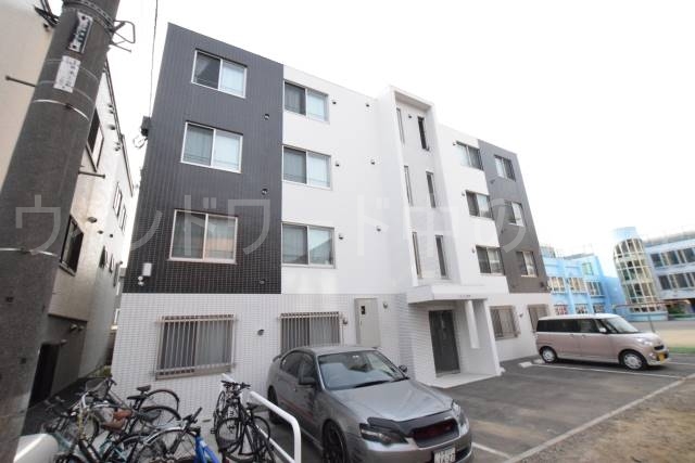 駐車場　詳細は、ウィンドワード中の島店までご相談下さい。
