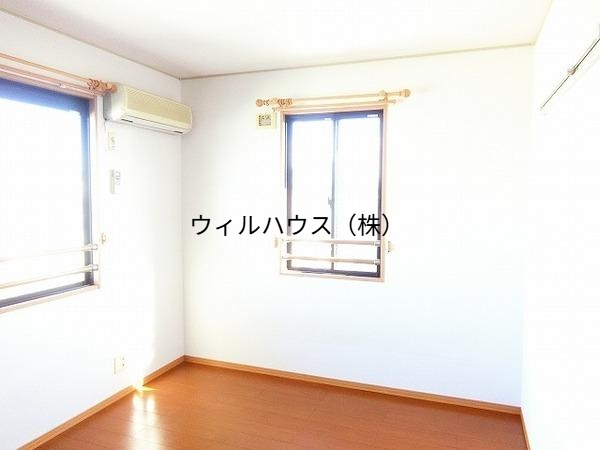 その他部屋・スペース　明るい洋室！