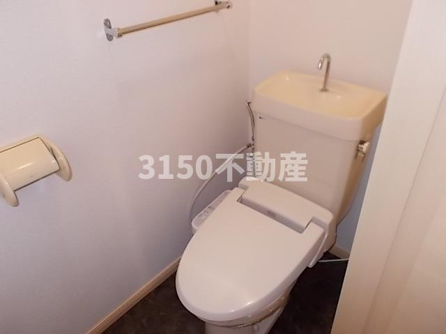 トイレ　清潔感のあるトイレです