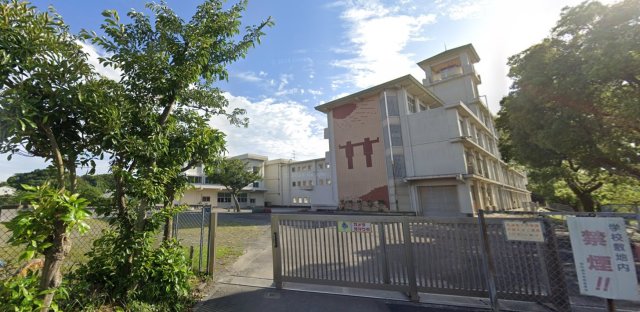 小学校　御前崎市立第一小学校（小学校）まで1582m
