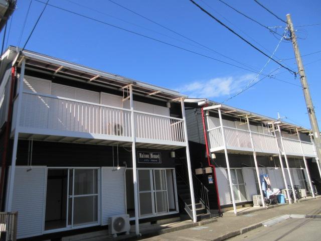 建物外観　2階建て閑静な住宅地