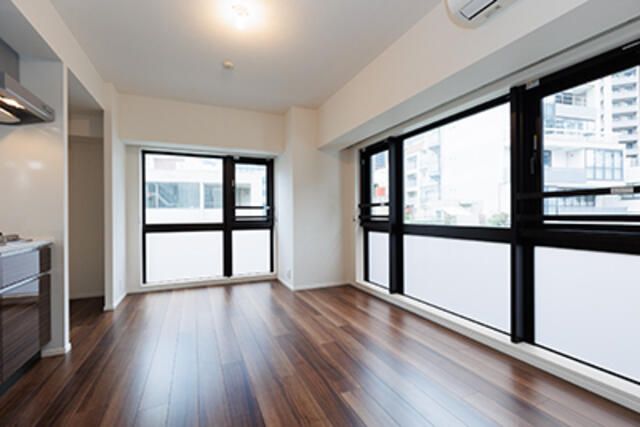 居室・リビング　写真は同タイプ住居です。