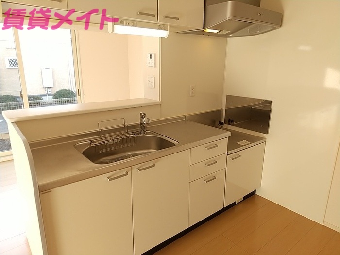 キッチン　別部屋反転画像参考