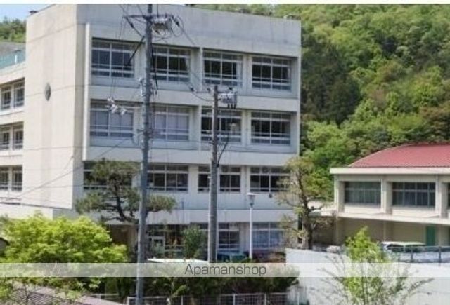 小学校　狩小川小学校（小学校）まで1000m