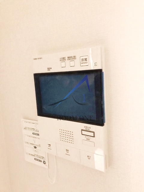 セキュリティ　モニター付きインターホンです。