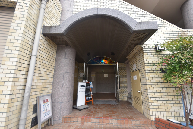 エントランス　エントランス