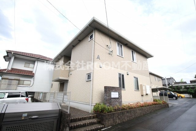 建物外観　落ち着いた雰囲気の外観です