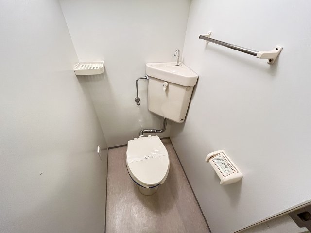 トイレ　ゆったりとした空間のトイレです