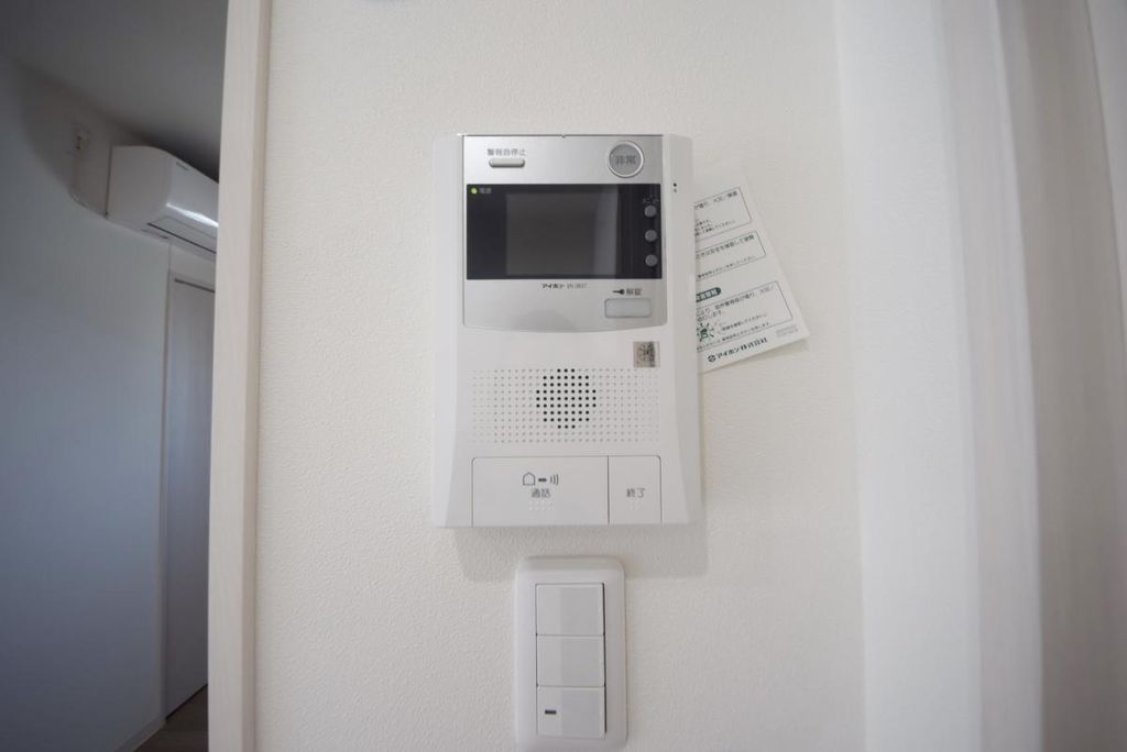 セキュリティ　写真は同タイプ住居です。