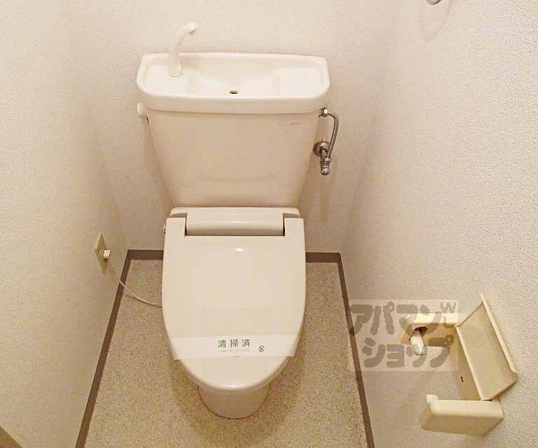 トイレ　清潔感のあるトイレ・