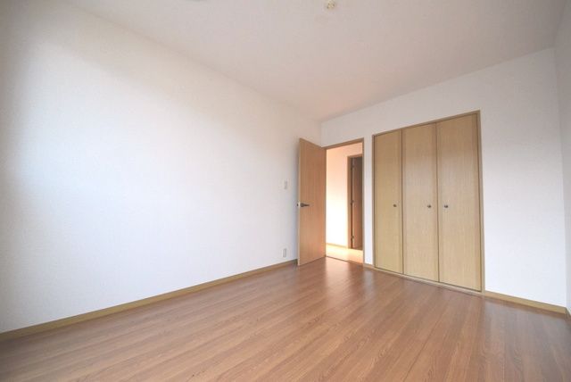 その他部屋・スペース　★洋室６帖★