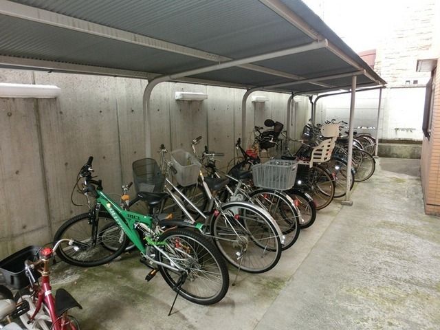 その他共有部分　☆屋根付き駐輪場☆
