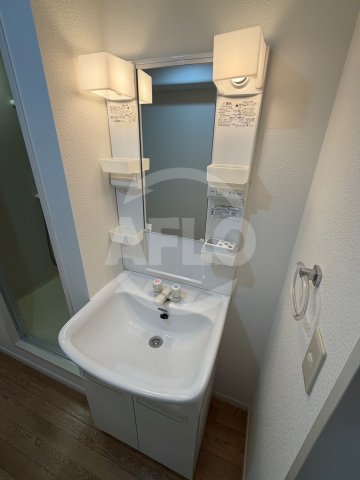 洗面設備　都島北通りマンション　洗面所