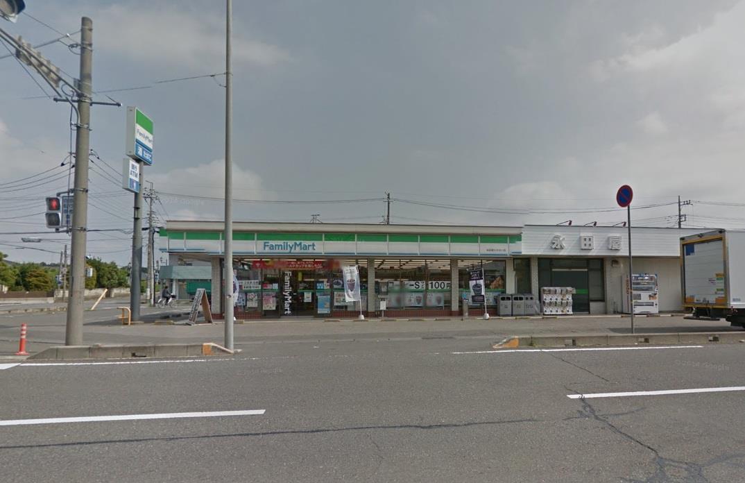コンビニ　ファミリーマート永田屋たかさい店（コンビニ）まで625m