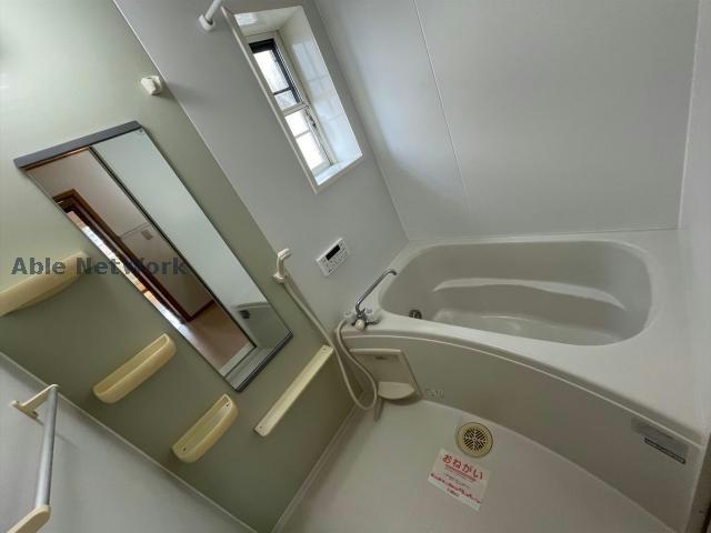 バス・シャワールーム　※同物件別部屋