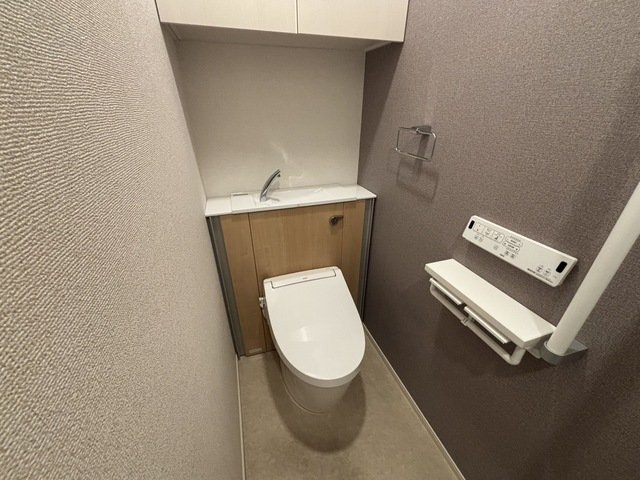 サニーレジデンス鷺洲Aのトイレ写真