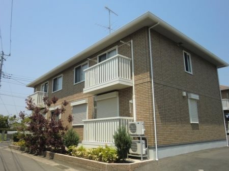 建物外観　ペットと一緒に暮らせる物件です。