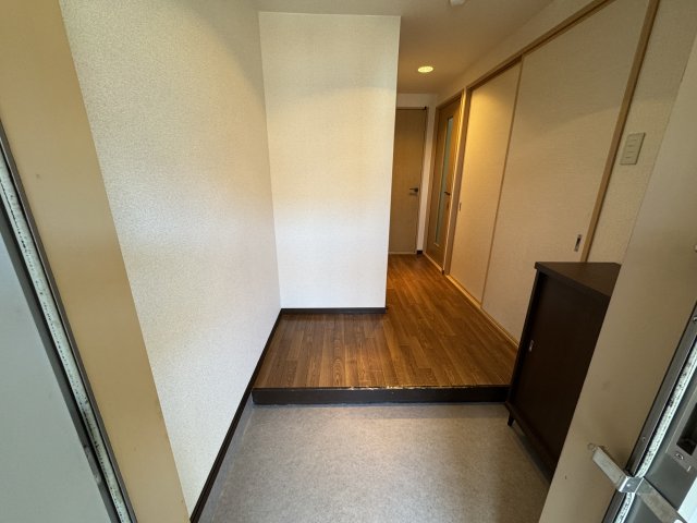 グランメール小瀬の玄関写真