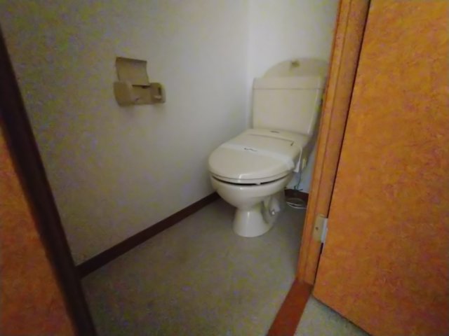 その他　温水洗浄便座付き