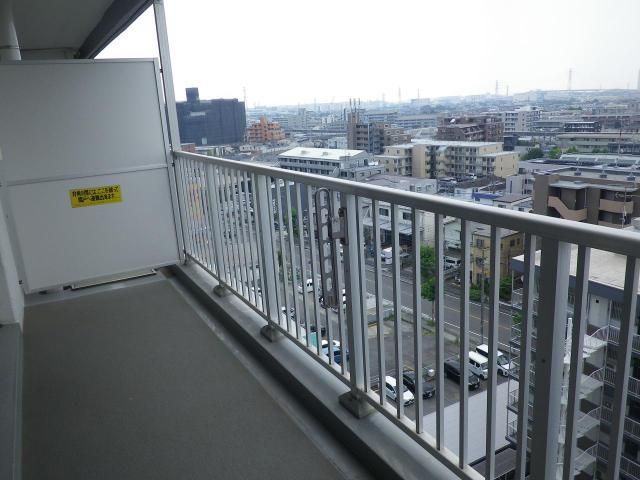 ＪＲ総武線 下総中山駅 徒歩10分 11階建 築55年の内装写真