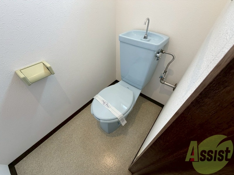 トイレ　こちらはトイレです。清潔感があり、安心して使用できます。