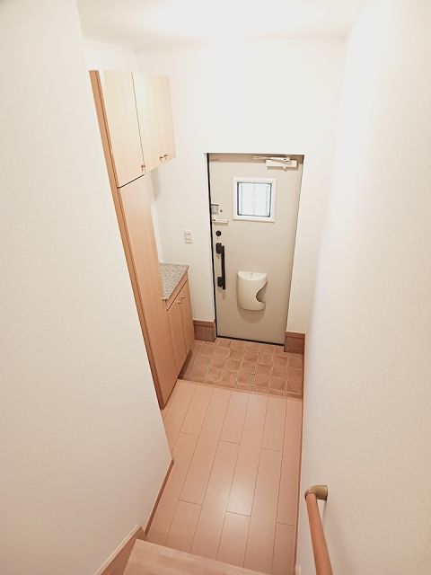 アンジュ IIの玄関写真
