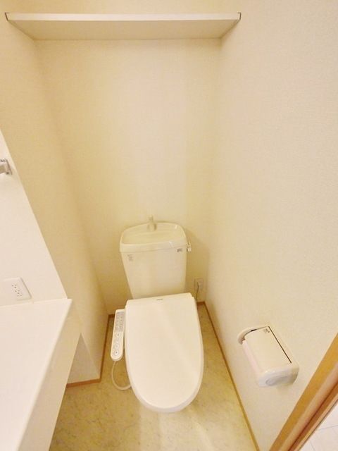 トイレ　★お部屋探しは株式会社タウンハウジング東京まで★