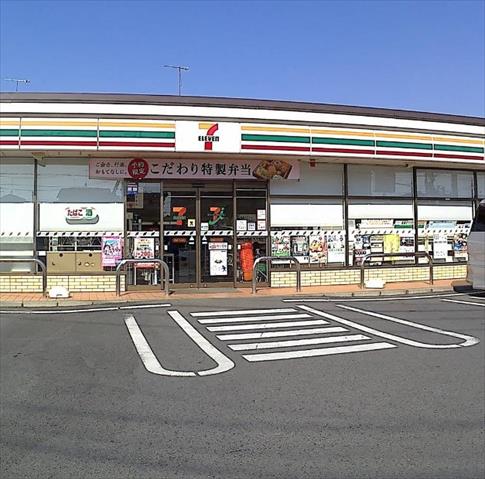 コンビニ　セブン－イレブン伊勢原工業団地店（コンビニ）まで671m