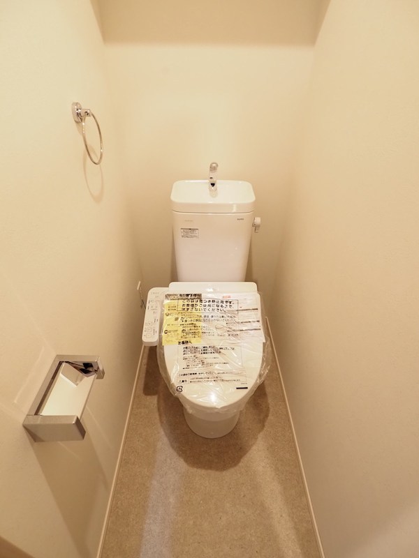 トイレ　ウォシュレット付きのトイレです。
