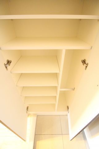 玄関　（別タイプ参考写真）ラフィスタ尾久駅前　北区昭和町2
