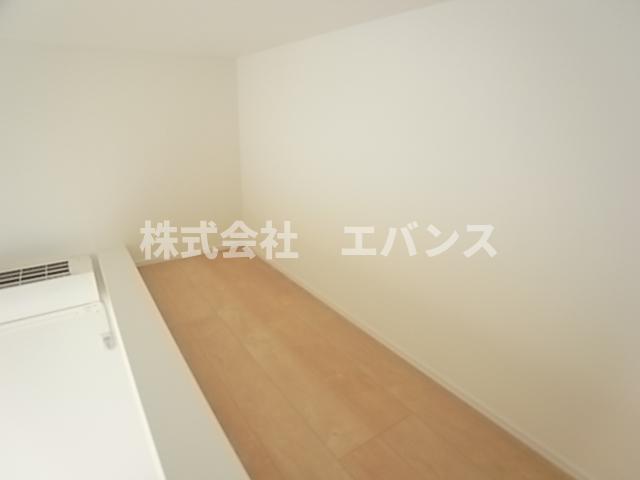 その他部屋・スペース　使い勝手のいい寝室です