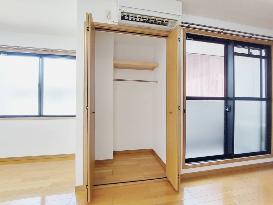 収納　クローゼット