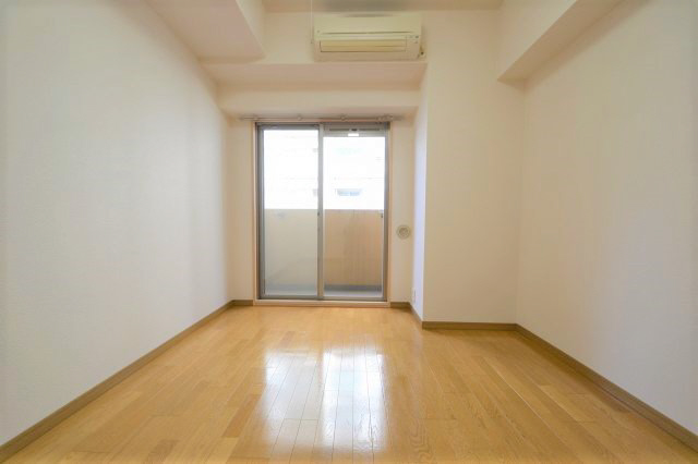 居室・リビング　写真は同マンションの別のお部屋のものです
