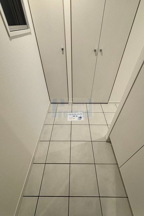 玄関　※別部屋参考写真※現況優先です