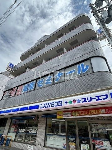 コンビニ　ローソン・スリーエフ金沢文庫店（コンビニ）まで118m