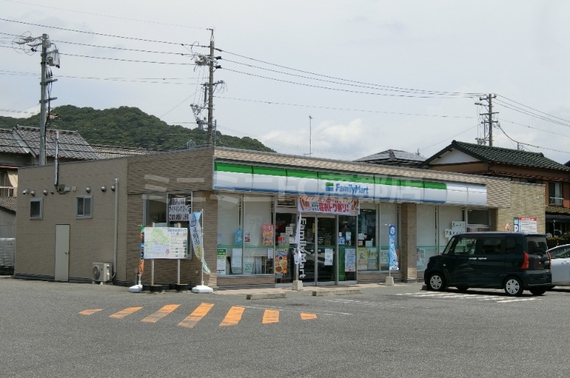 コンビニ　ファミリーマート大塚海岸店（コンビニ）まで601m