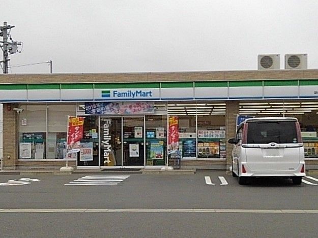 コンビニ　ファミリーマート 袋井山梨上店（コンビニ）まで500m