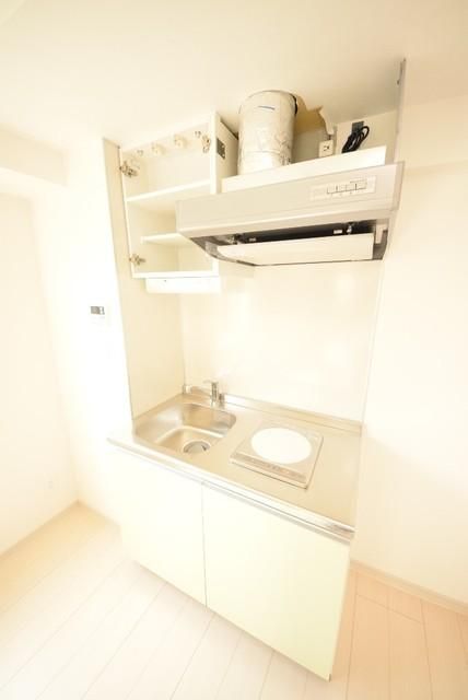 キッチン　ＩＨコンロ１口設置済みです