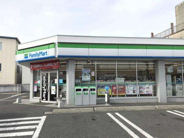 コンビニ　ファミリーマート堺南花田店（コンビニ）まで708m