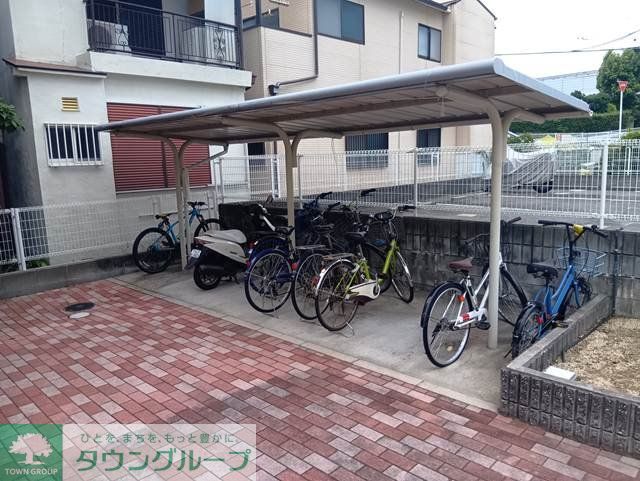 その他　駐輪場です。