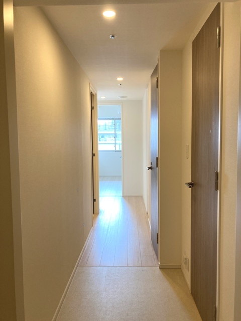 玄関　※写真は同タイプ住戸です。