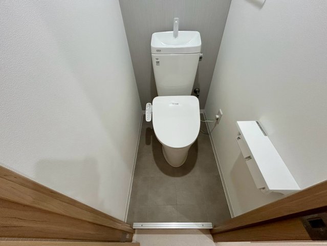 フリックコート三宮のトイレ写真