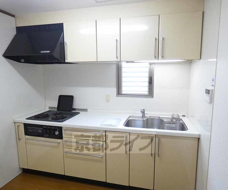 キッチン　広くて住みやすい