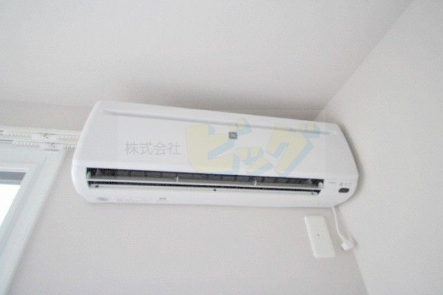 その他設備　夏も快適エアコン付きです♪