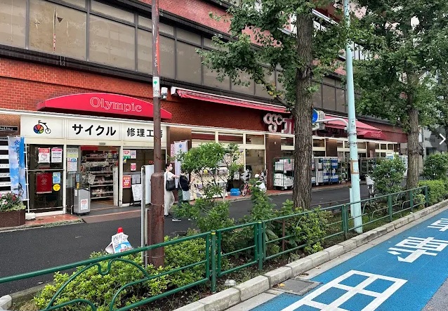 ホームセンター　Olympic白山店（ホームセンター）まで881m